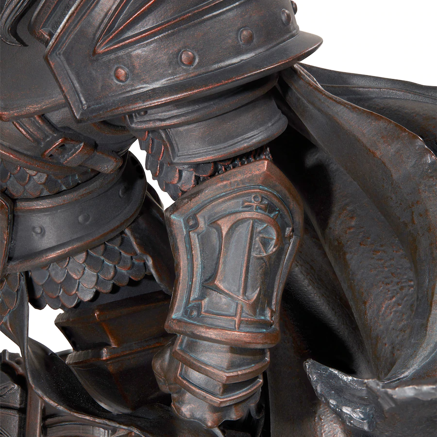 OUTLET_Blizzard World of Warcraft - Prince Arthas Statue