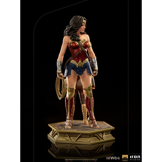 Iron Studios Wonder Woman 1984 - Statua della giovane Diana Deluxe Art Scale 1/10