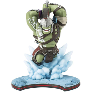 Marvel Hulk - Thor: Ragnarok Figure Q-Fig Max Diorama