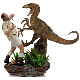 Iron Studios Jurassic Park - Cleveres Mädchen Statue Deluxe Art Scale 1/10