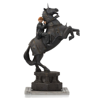Iron Studios Harry Potter - Ron Weasley at the Wizard Chess Statue Delux Art Scale 1/10