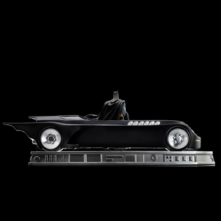 Iron Studios Batman - Animated Series Batmobile Statue Art Scale 1/10