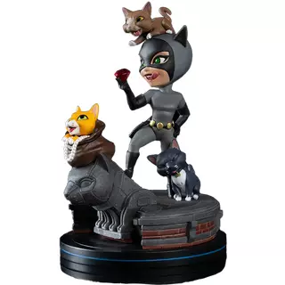 Catwoman Q-Fig Elite