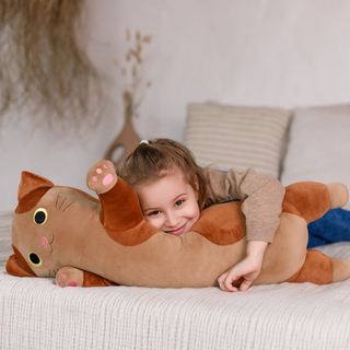 Plüsspárna WP MERCHANDISE Kitty huggy 77 cm