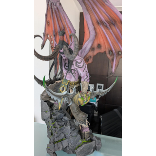 Blizzard World of Warcraft - Statua premium di Illidan Stormrage