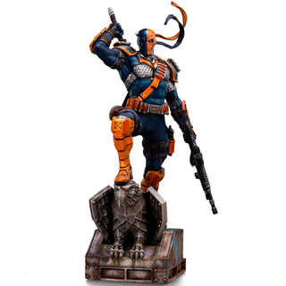Iron Studios DC Comics sorozat #9 - Deathstroke Art Scale 1/10