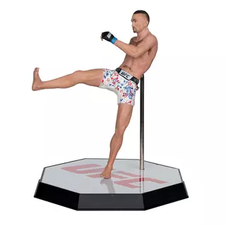 McFarlane's SportsPicks - UFC Max Holloway Gold Label Posed Figure