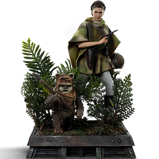 Star Wars Episode VI- Leia and Wicket- Art Scale 1/10