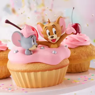 Bandai Tom And Jerry - Big Soft Vinyl Figure- Sweet Cupcake