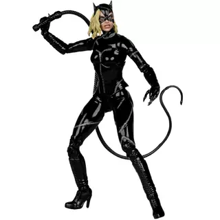 DC Multiverse Battle Damaged Catwoman (Batman Returns) 7